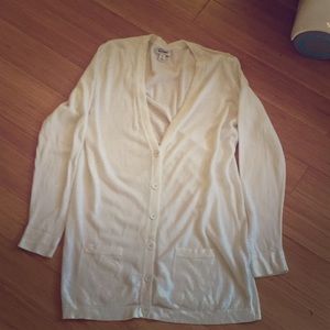 Old Navy white v neck cardigan size M